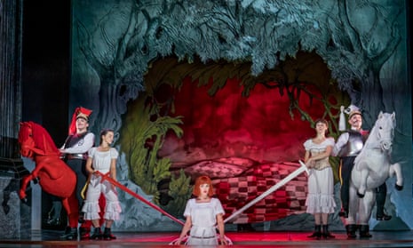 Joshua Bloom (Red Knight), Claudia Boyle (Alice) and Mark Stone (White Knight) in Alice’s Adventures Under Ground by Gerald Barry at the Royal Opera House. 