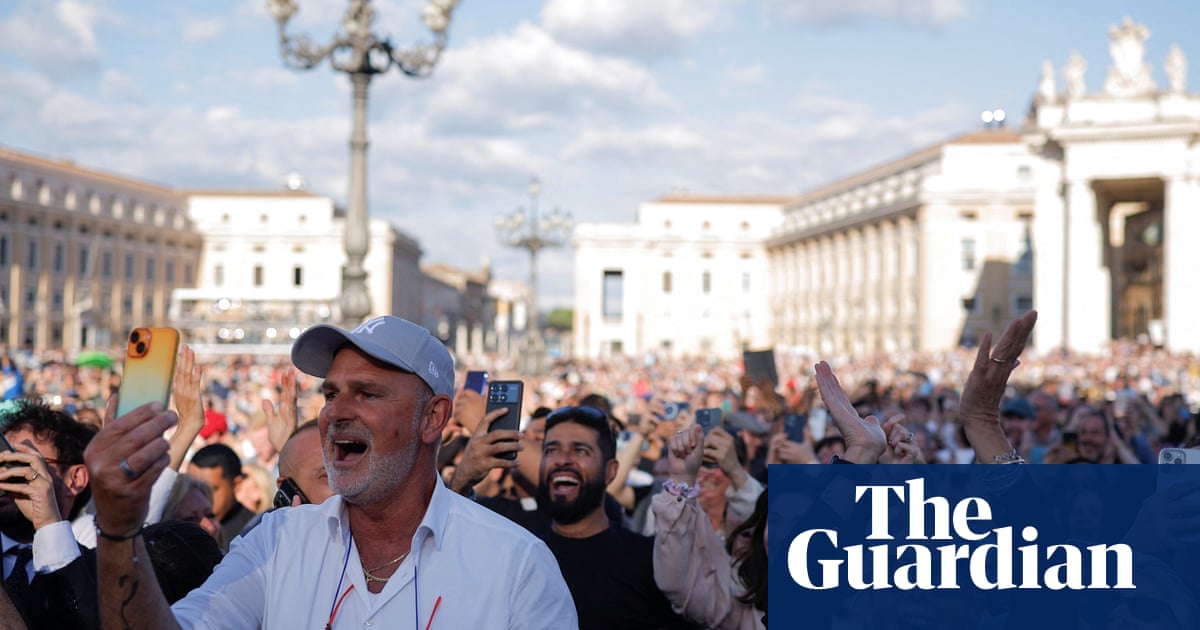 Ecstatic crowds flood St Peter's Square to hail election of new pope