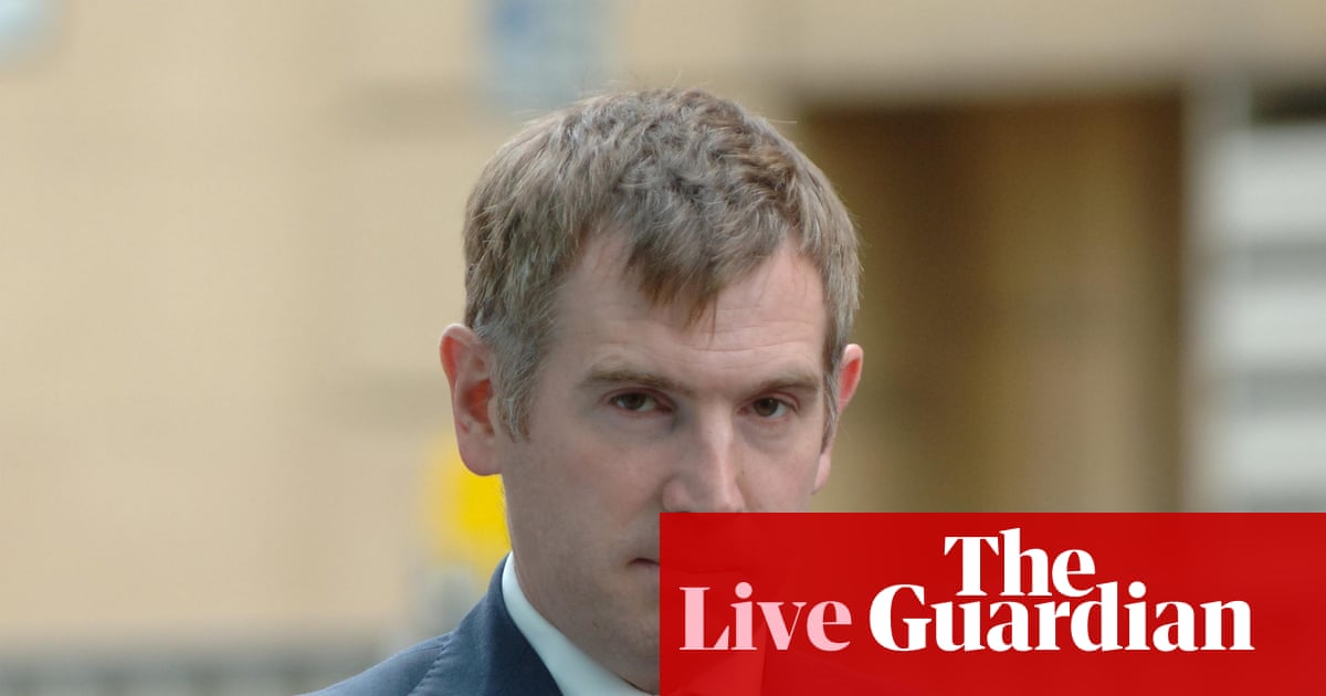 Minister credits Starmer for ‘taking responsibility’ over Mandelson ahead of key meeting with Labour MPs – UK politics live