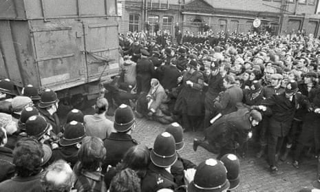Scuffles outside Saltley fuel depot in Birmingham, where miners had gathered to try to prevent Lorries collecting coke.