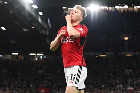 Rasmus Hojlund of Manchester United celebrates scoring his team's third goal during the Premier League match against Newcastle United.