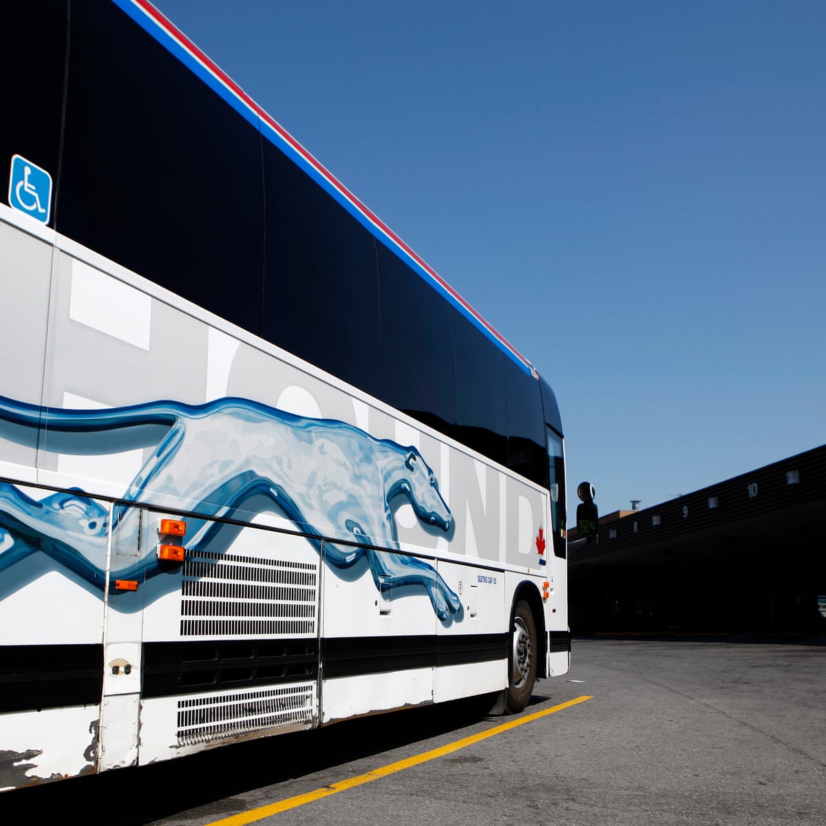 How to Track Greyhound Bus  