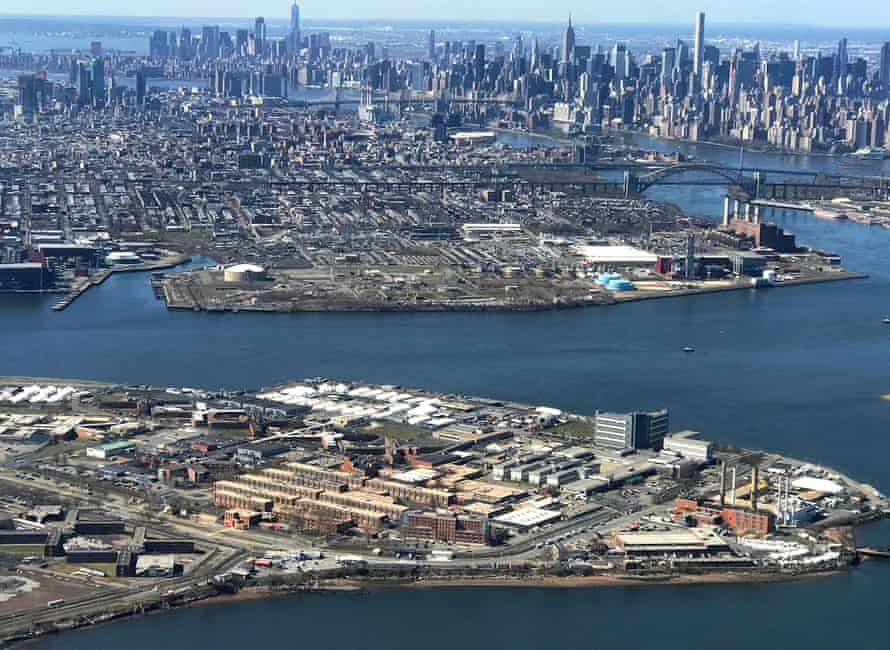 The Rikers Island prison complex (foreground) is seen from an airplane in the Queens borough of New York City, New York, U.S., April 2, 2017. REUTERS/Mike Segar/File Photo