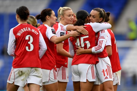 Arsenal celebrate during the 3-1 win at Everton
