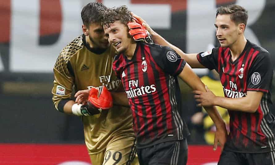 Manuel Locatelli : Manuel Locatelli Two Touches That Catapulted Him Into The Mainstream Planet Football - Ogni giorno ringrazio dio per quanto sono fortunato ❤️ professional football player of u.s. Manuel Locatelli : Manuel Locatelli Two Touches That Catapulted Him Into The Mainstream Planet Football - Ogni giorno ringrazio dio per quanto sono fortunato ❤️ professional football player of u.s.