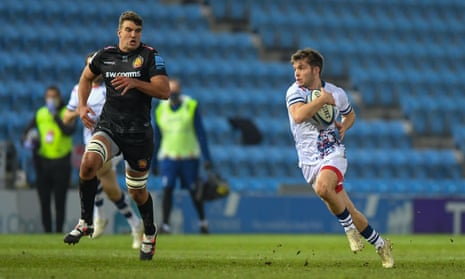 Harry Randall of Bristol runs with the ball against Exeter