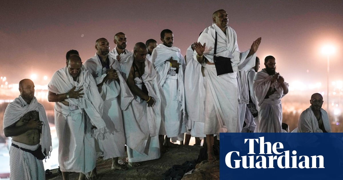 Muslim pilgrims gather on Mount Arafat in Saudi Arabia in pictures - The Guardian Muslim pilgrims gather on Mount Arafat in Saudi Arabia in pictures - The Guardian