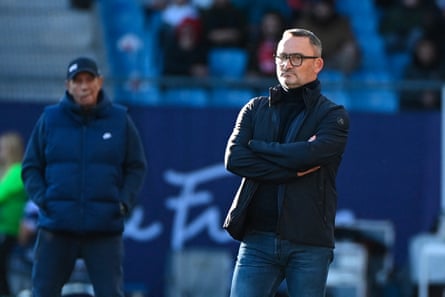 Nice's head coach Franck Haise looks on during the 2-2 draw with Montpellier