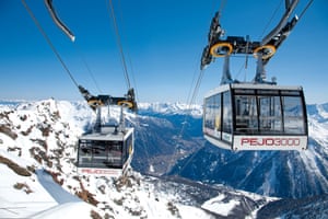 A ski lift at Pejo 3000.