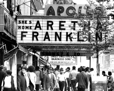 People waiting on line to buy tickets to see Aretha Franklin