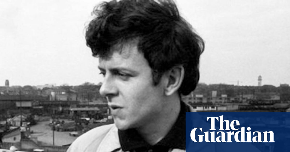 Ray Brooks, British actor and voice of Mr Benn, dies aged 86