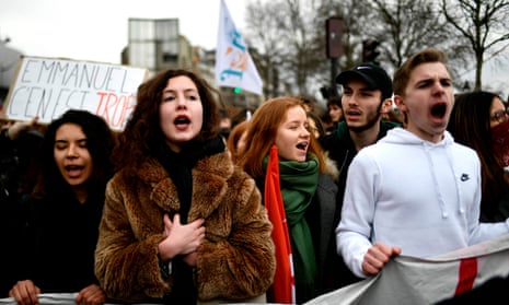 Students protesting in Paris