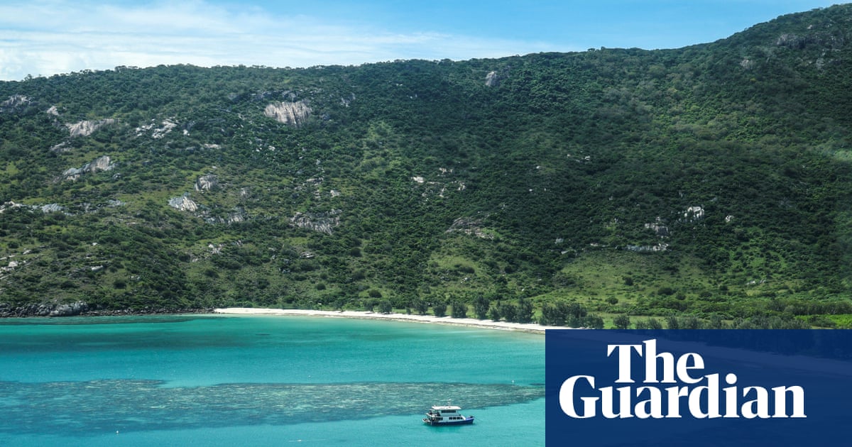 Woman in her 80s found dead on Great Barrier Reef's Lizard Island after failing to return to cruise ship