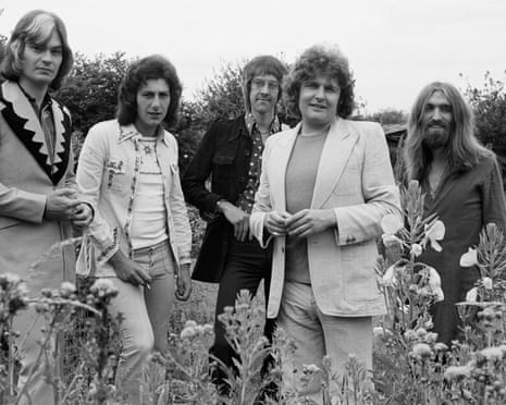 Dave Cousins, second from right, with Strawbs’ members, from left, Dave Lambert, Chas Cronk, John Hawken and Rod Coombes. Cousins was a constant in the band’s changing lineup over 50 years.