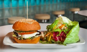 Burger and salad at Pif Paf.