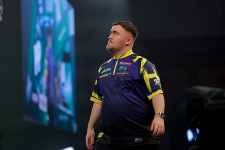 Luke Littler in action.