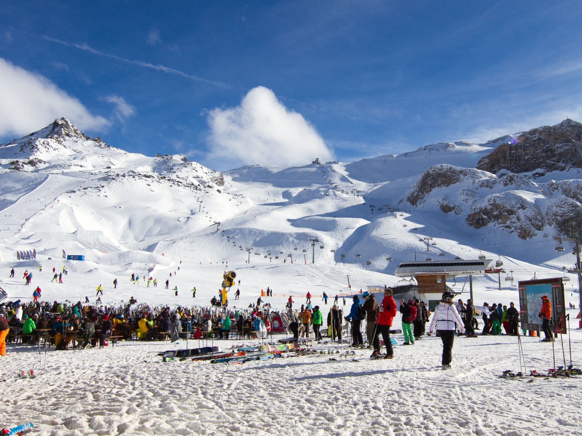 Everyone Was Drenched In The Virus Was This Austrian Ski Resort A Covid 19 Ground Zero Coronavirus The Guardian