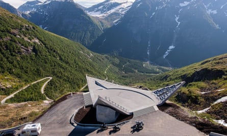 Rest stop area above the Utsikten valley, on the Gaularfjellet route, Norway.