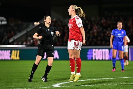 Beth Mead jumps for joy after her goal for Arsenal