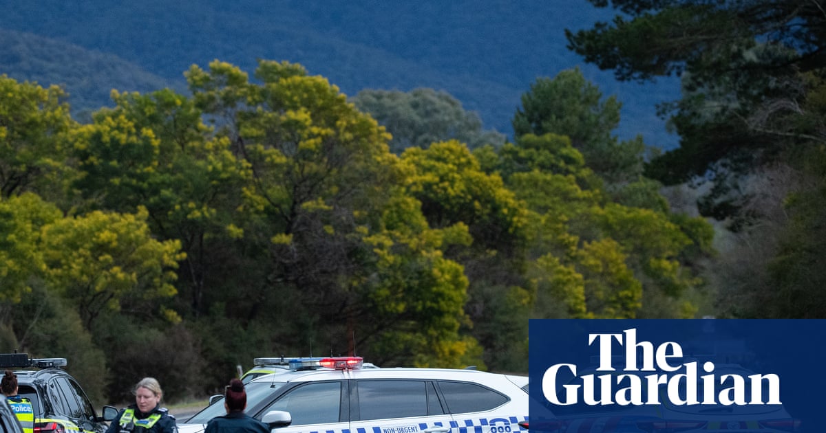 In idyllic Porepunkah, a manhunt this huge feels ‘surreal’ – and the alleged killer could be anywhere