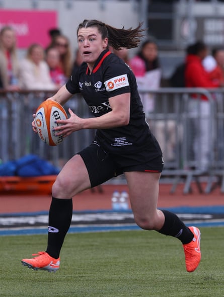 Alysha Corrigan of Saracens runs with the ball