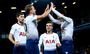 Harry Kane And Son Heung Min Star In Spurs Six Goal Demolition Of Everton Football The Guardian