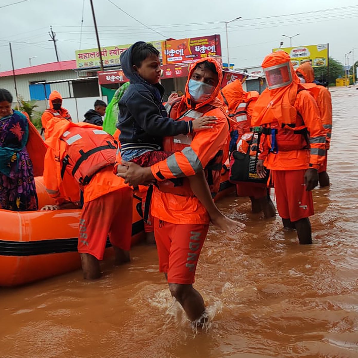 India floods: rescuers search for survivors among mud and debris | India | The Guardian