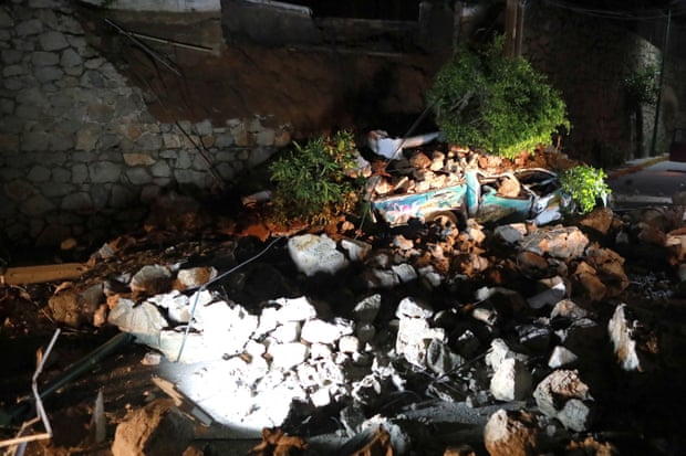 Aftermath of the earthquake in Acapulco. Photograph: David Guzman/EPA Aftermath of the earthquake in Acapulco. Photograph: David Guzman/EPA