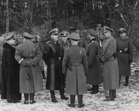 24. 1939 - Bochnia - Otto supervises execution