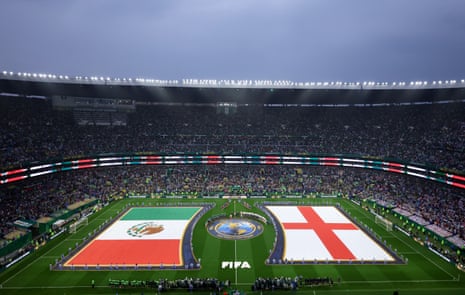 The scene is set in Mexico City