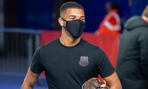 Mason Holgate of Everton