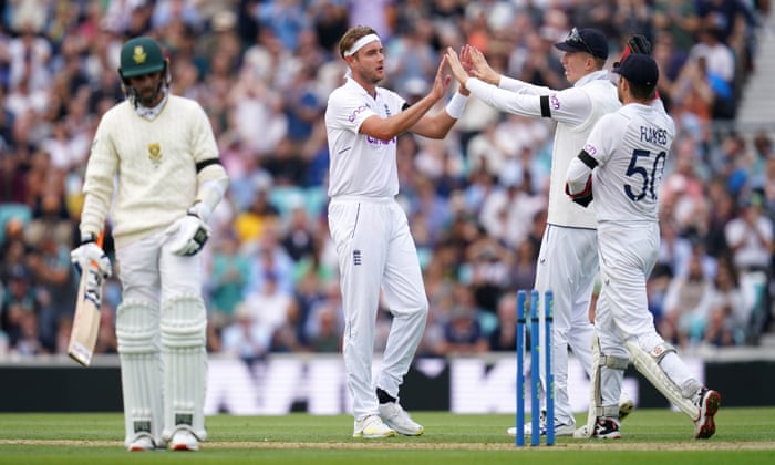 England's Stuart Broad (centre) celebrates taking the wicket of South Africa's Keshav Maharaj.