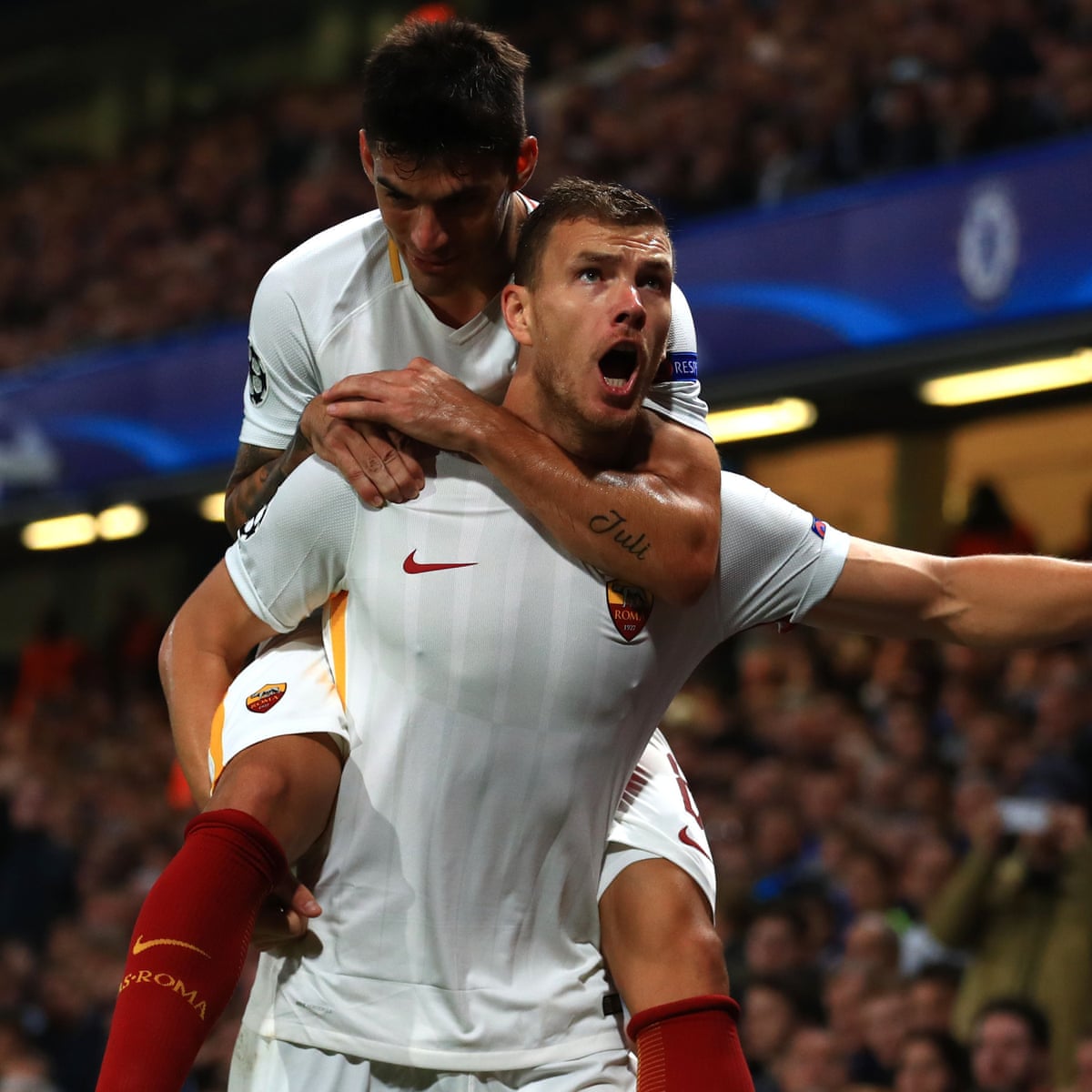 Chelsea Ready To Offer 44m For Roma S Edin Dzeko And Emerson Palmieri Football The Guardian