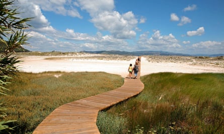Wooden walkway across beach, Cíes islands