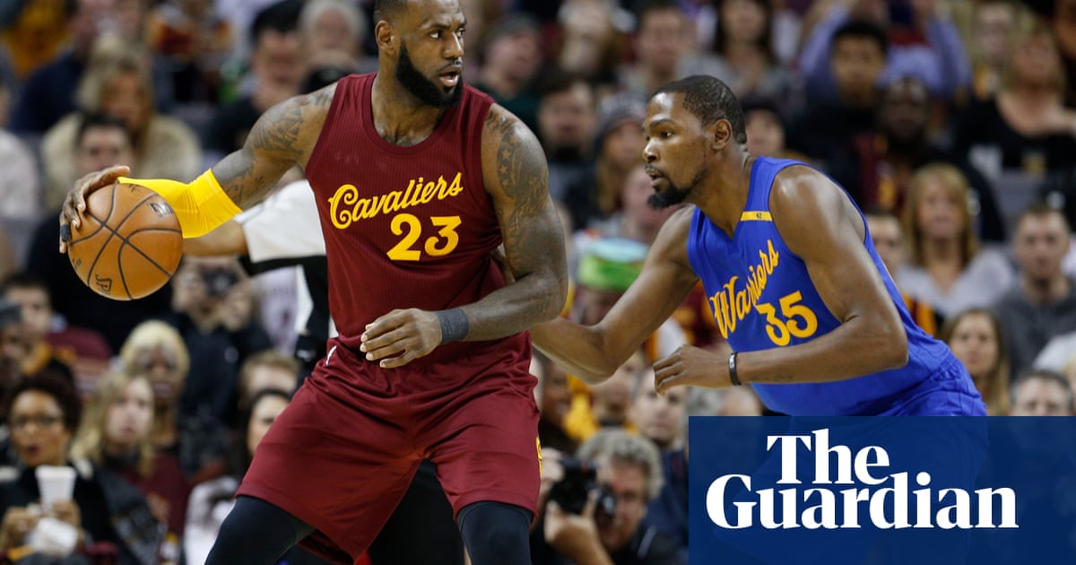 Kyrie Irving S Late Burst Lifts Cavaliers Past Warriors In Nba Finals Rematch Nba The Guardian Cavs Vs Warriors Christmas Day