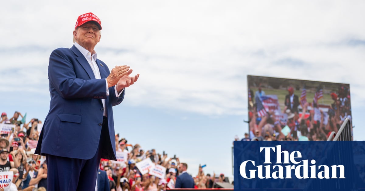 Trump vows to ‘drill, baby, drill’ despite rally attendees wilting in extreme heat