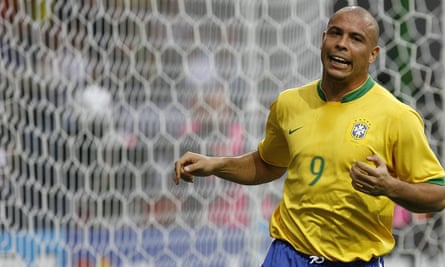 A rueful Ronaldo fails to score as Brazil lose to France in 2006.