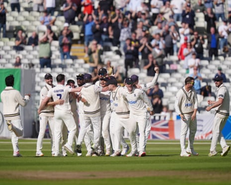 Warwickshire players celebrate