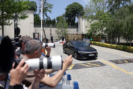 A delegation arrives at the Ciragan Palace for the second direct talks between Russian and Ukranian delegations in Istanbul.