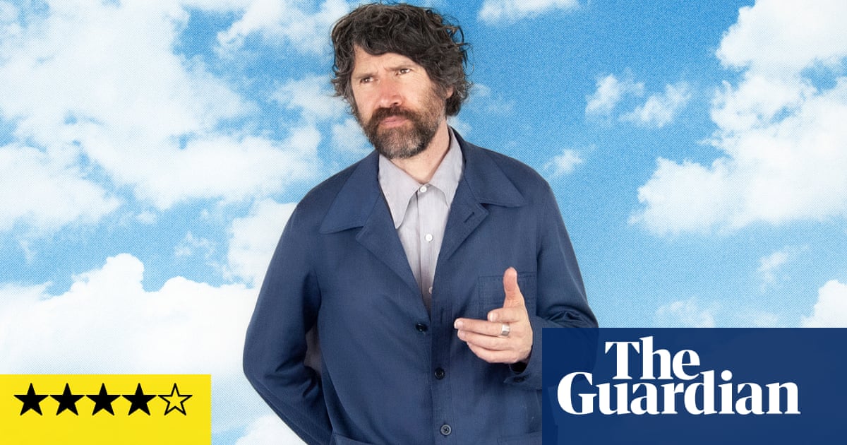 Gruff Rhys: Pang! review – acoustic, pastoral, global … and as unpredictable as ever