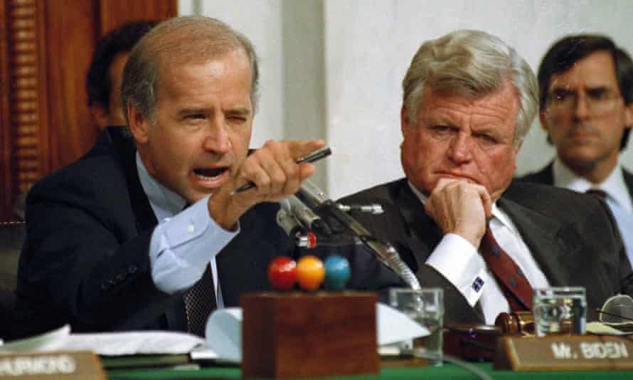 Joe Biden and Edward Kennedy, during hearings on Clarence Thomas’s nomination to the supreme court in 1991.