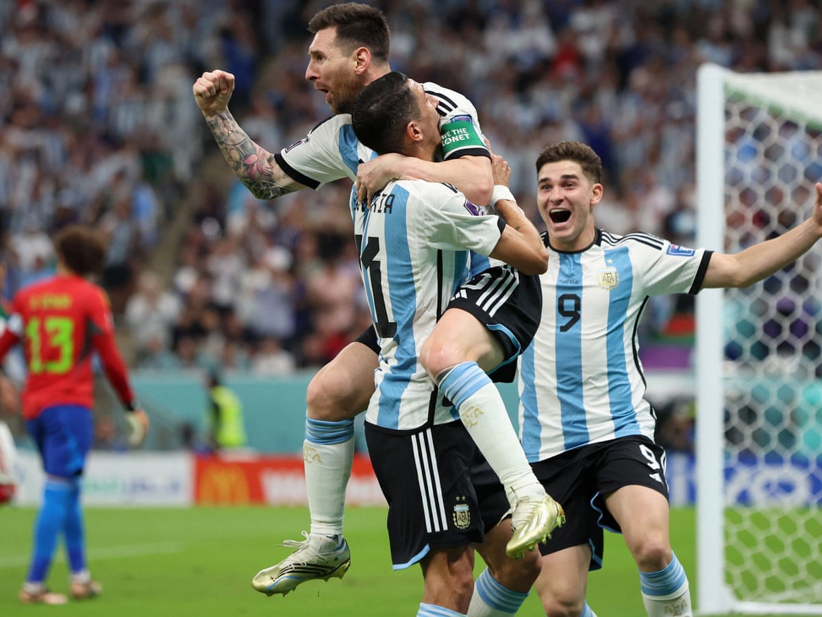 I threw him a turd': Di María credits Messi with polishing the unpolishable | World Cup 2022 | The Guardian