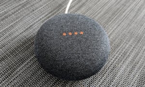 Google Home Mini.