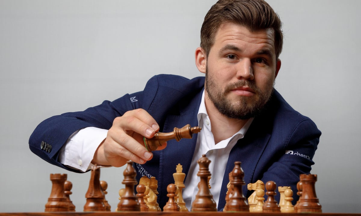 What is it like to play against Magnus Carlsen in person (at a