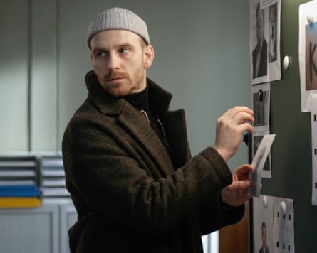 Julian Swiezewski as Mandzaro in Crusade (Krucjata).