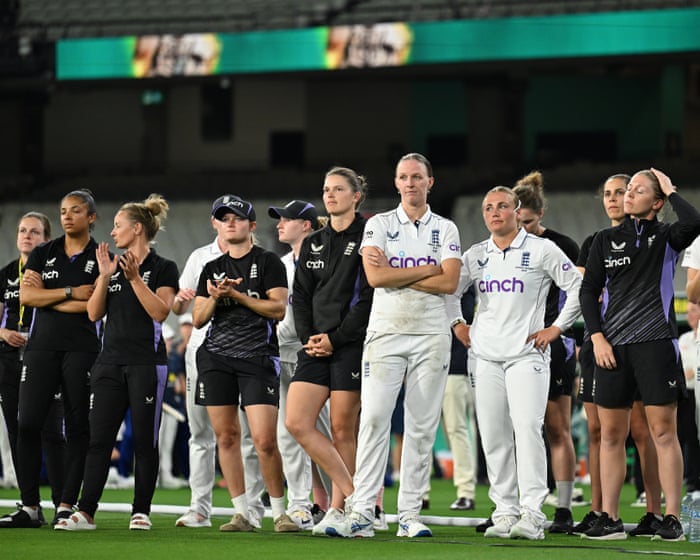 Sticking with same players for Women’s T20 World Cup leaves England in a twist | Raf Nicholson