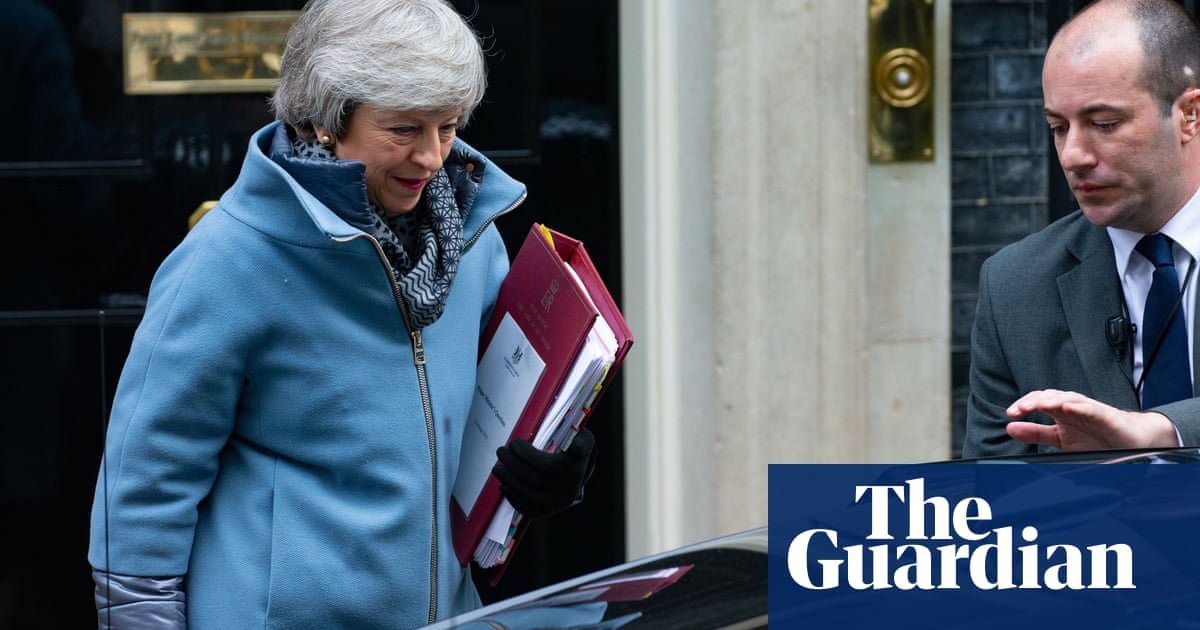 Theresa May must go in three months, cabinet ministers say