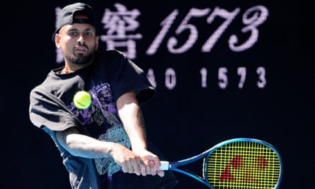 Kyrgios looks focused during a practice session on Saturday, but has not sufficiently recovered from a knee injury to play in Melbourne.