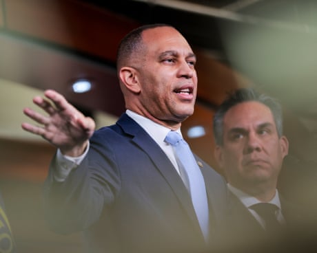 Democrats renew push to curb Trump’s Iran war as calls to use 25th amendment mount