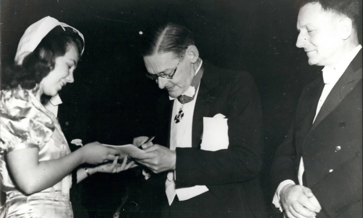 5 reflexiones inspiradoras de autores universales para empezar el año nuevo   8 Merca2.es Sabiduría de los grandes autores